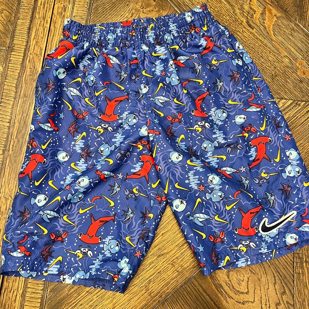 Boys Nike Swim Trunks Size Large